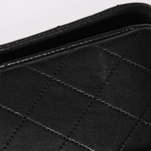 Load image into Gallery viewer, 極美品 CHANEL シャネル マトラッセチェーンショルダーバッグ ココマーク 1番台 ラムスキン ブラック ゴールド金具 中古 4a004472
