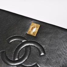 Load image into Gallery viewer, 極美品 CHANEL シャネル マトラッセチェーンショルダーバッグ ココマーク 1番台 ラムスキン ブラック ゴールド金具 中古 4a004472