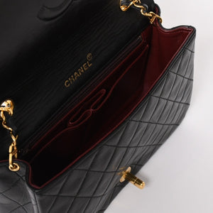 Very Good Condition CHANEL Matelasse Chain Shoulder Bag Coco Mark No. 1 Lambskin Black Gold Hardware Used 4a004472