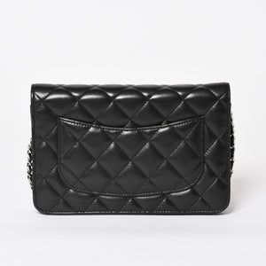 Very Good Condition CHANEL Timeless Classic Line Classic Chain Wallet A33814 16th Series Coco Mark Lambskin Used 4a003973
