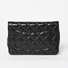 画像をギャラリービューアに読み込む, 極美品 CHANEL シャネル タイムレスクラシックライン クラシック チェーンウォレット A33814 16番台 ココマーク ラムスキン 中古 4a003973