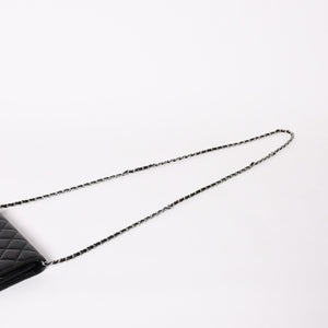 Very Good Condition CHANEL Timeless Classic Line Classic Chain Wallet A33814 16th Series Coco Mark Lambskin Used 4a003973