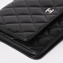 画像をギャラリービューアに読み込む, 極美品 CHANEL シャネル タイムレスクラシックライン クラシック チェーンウォレット A33814 16番台 ココマーク ラムスキン 中古 4a003973