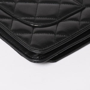 Very Good Condition CHANEL Timeless Classic Line Classic Chain Wallet A33814 16th Series Coco Mark Lambskin Used 4a003973