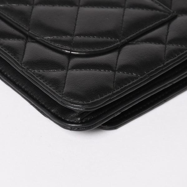 Very Good Condition CHANEL Timeless Classic Line Classic Chain Wallet A33814 16th Series Coco Mark Lambskin Used 4a003973