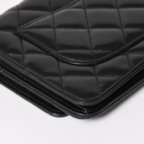 Very Good Condition CHANEL Timeless Classic Line Classic Chain Wallet A33814 16th Series Coco Mark Lambskin Used 4a003973