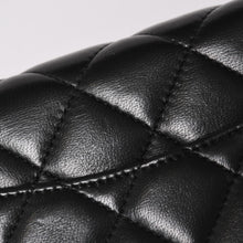 画像をギャラリービューアに読み込む, 極美品 CHANEL シャネル タイムレスクラシックライン クラシック チェーンウォレット A33814 16番台 ココマーク ラムスキン 中古 4a003973