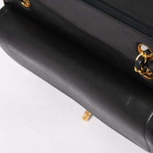 CHANEL シャネル マトラッセ25 Wフラップ Wチェーンショルダーバッグ 4番台 ラムスキン ココマーク ブラック ゴールド金具 美品 中古 4a004239