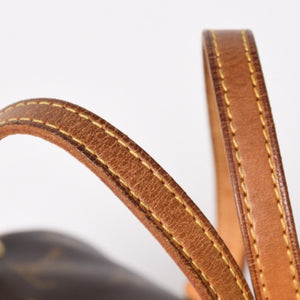 LOUIS VUITTON Papillon 30 GM Handbag M51365 Monogram Gold Metal Fittings Cylindrical Good Condition Used 4a004616