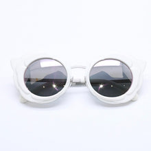 画像をギャラリービューアに読み込む, 極美品 CHANEL シャネル Sunglasses サングラス 71198 カメリアフレームサングラス White 白 中古 4a004488