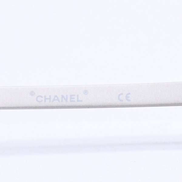 Very Good Condition CHANEL Sunglasses Sunglasses 71198 Camellia Frame Sunglasses White White Used 4a004488