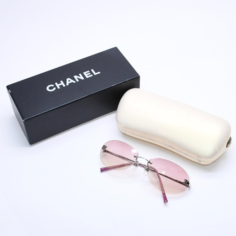 極美品 CHANEL シャネル リムレス サングラス アイウェア 4013 c.124/58 サイズ59□16 130 ココマーク ピンク グラデーション 中古 4a004474