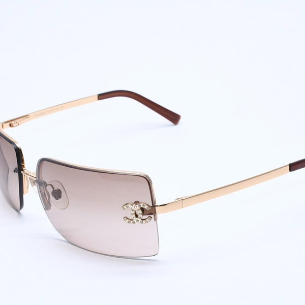 CHANEL シャネル ハーフリム サングラス 4092-B c.125/13 サイズ62□15 120 ココマーク ラインストーン ブラウン 美品 中古 4a004482