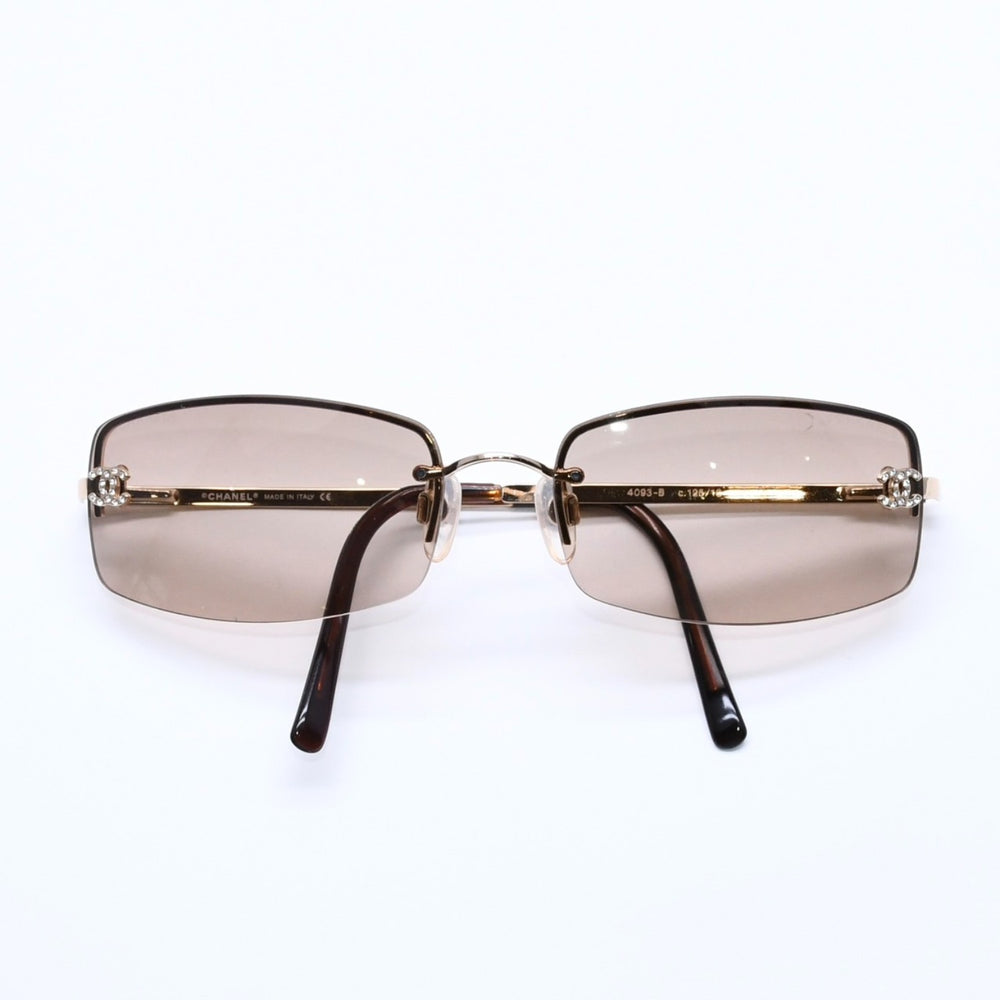 極美品 CHANEL シャネル サングラス アイウェア 4093-B c.125/13 サイズ56□16 130 ココマーク ラインストーン ブラウン 中古 4a004479