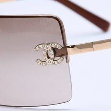 画像をギャラリービューアに読み込む, CHANEL シャネル ハーフリム サングラス 4092-B c.125/13 サイズ62□15 120 ココマーク ラインストーン ブラウン 美品 中古 4a004482