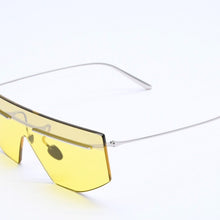 画像をギャラリービューアに読み込む, 新品未使用品 PRADA プラダ Sunglasses サングラス アイウェア イエローレンズ シルバーテンプル SPRB55 1BC-20O 145 中古 4a004485