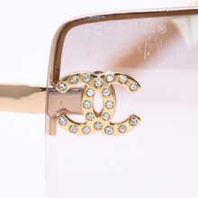 画像をギャラリービューアに読み込む, 極美品 CHANEL シャネル ハーフリム サングラス アイウェア 4104-B c.125/8Z サイズ62□15 120 ココマーク ラインストーン 中古 4a004489