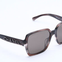 画像をギャラリービューアに読み込む, 極美品 CHANEL シャネル リムレス サングラス アイウェア 5514-A c.714/S9 サイズ53□17 140 ココマーク ツイード 中古 4a004486