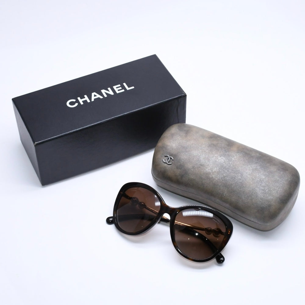 極美品 CHANEL シャネル リムレス サングラス アイウェア 5338 c.724/S9 サイズ56□18 140 ココマーク パール 中古 4a004607