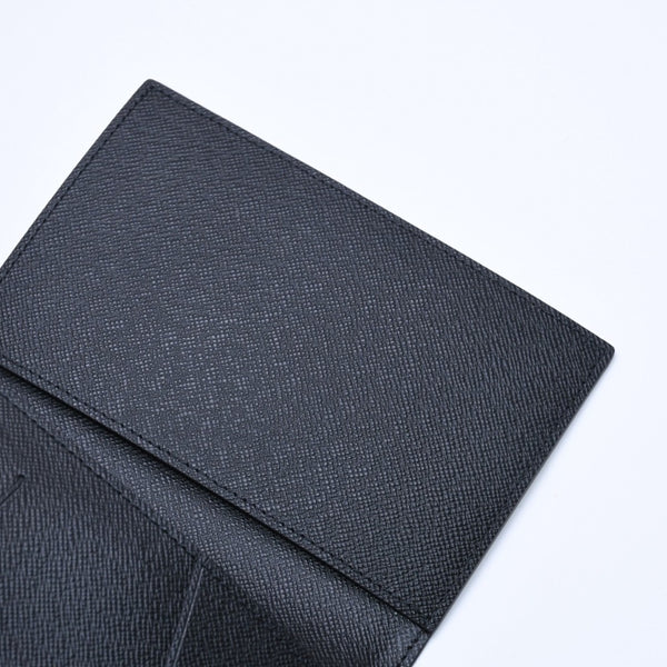 Like new LOUIS VUITTON Passport case Passport cover Couverture Monogram Canvas Monogram Reverse M26571 Brown Used 4a004623