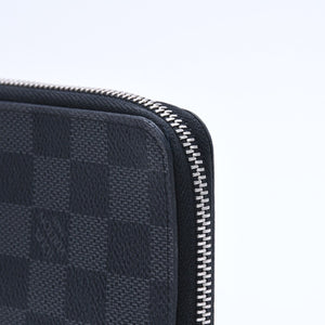 Very good condition LOUIS VUITTON Damier Graphite Canvas Zippy Wallet Portefeuille Vasco Black N63095 Used 4a004621