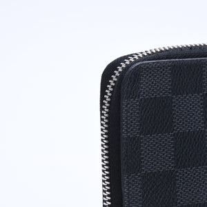 Very good condition LOUIS VUITTON Damier Graphite Canvas Zippy Wallet Portefeuille Vasco Black N63095 Used 4a004621