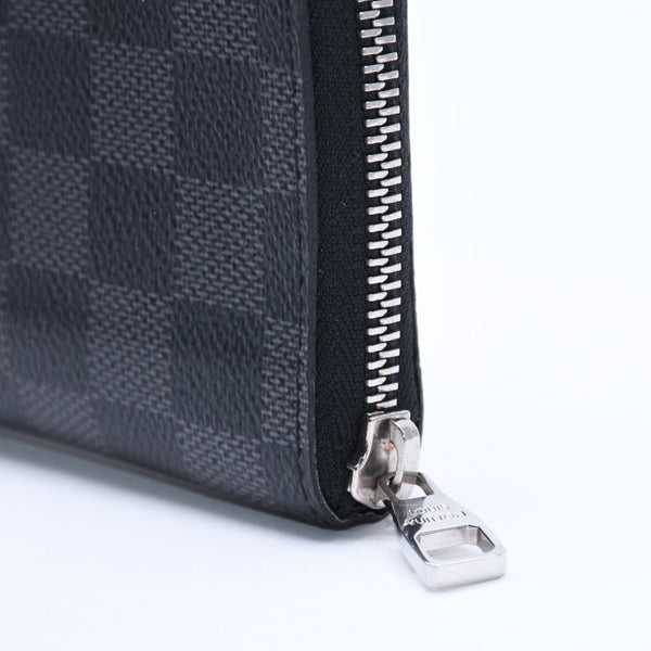 Very good condition LOUIS VUITTON Damier Graphite Canvas Zippy Wallet Portefeuille Vasco Black N63095 Used 4a004621