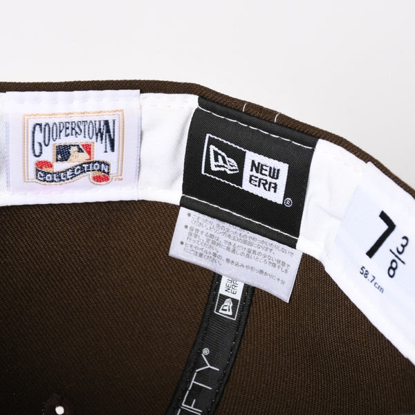 極美品 NEW ERA ニューエラ LAロゴ ブラウン ココア ホワイト キャップ 帽子 サイズ7 8/3 中古 4a004493
