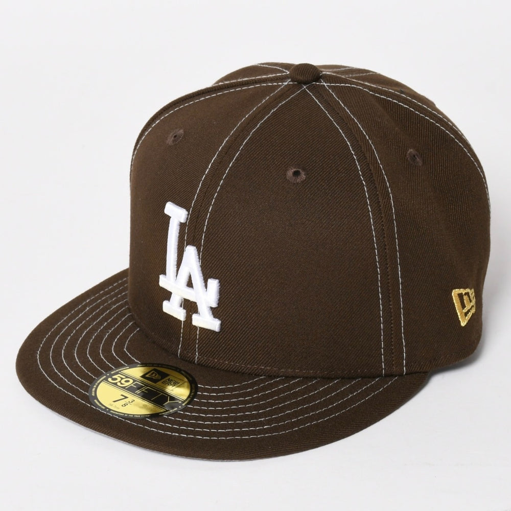 極美品 NEW ERA ニューエラ LAロゴ ブラウン ココア ホワイト キャップ 帽子 サイズ7 8/3 中古 4a004493