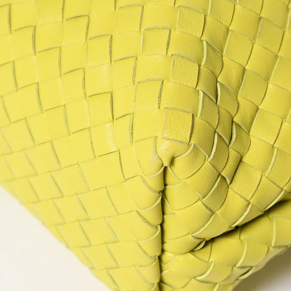 Very Good Condition BOTTEGAVENETA THE FOLD BAG The Fold Shoulder Bag 642637 Intrecciato Green Used 4a001648