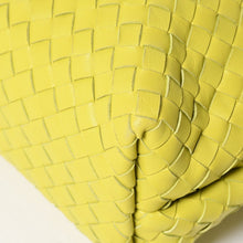 Load image into Gallery viewer, 極美品 BOTTEGAVENETA ボッテガヴェネタ THE FOLD BAG ザ フォールド ショルダーバッグ 642637 イントレチャート グリーン 中古 4a001648