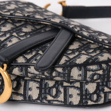 Load image into Gallery viewer, 極美品 Christian Dior クリスチャンディオール オブリークサドルバッグ キャンバス×レザー ハンドバッグ ネイビー ゴールド金具 中古 4a004720