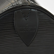 Load image into Gallery viewer, LOUIS VUITTON ルイヴィトン ボストンバッグ キーポル50 M42962 ブラック エピレザー ゴールド金具 美品 中古 4a004513