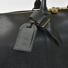 Load image into Gallery viewer, LOUIS VUITTON ルイヴィトン ボストンバッグ キーポル50 M42962 ブラック エピレザー ゴールド金具 美品 中古 4a004513