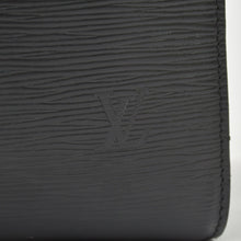 Load image into Gallery viewer, LOUIS VUITTON ルイヴィトン ボストンバッグ キーポル50 M42962 ブラック エピレザー ゴールド金具 美品 中古 4a004513