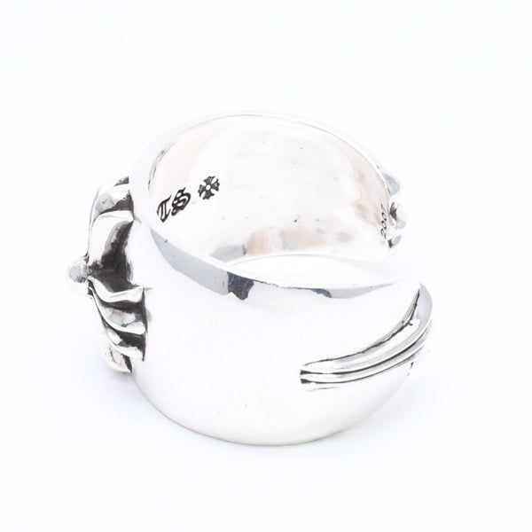 Very good condition CHROME HEARTS BANGLE WIDE CUFF CH PLUS CH plus wide cuff bangle Weight approx. 138.90g Silver 925 Used 4a004518