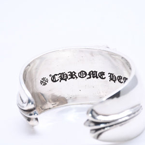 Very good condition CHROME HEARTS BANGLE WIDE CUFF CH PLUS CH plus wide cuff bangle Weight approx. 138.90g Silver 925 Used 4a004518