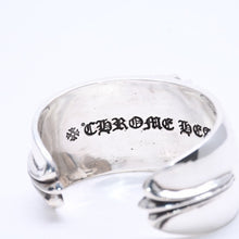 画像をギャラリービューアに読み込む, 極美品 CHROME HEARTS クロムハーツ BANGLE WIDE CUFF CH PLUS CHプラス ワイドカフ バングル 重量約138.90g シルバー925 中古 4a004518