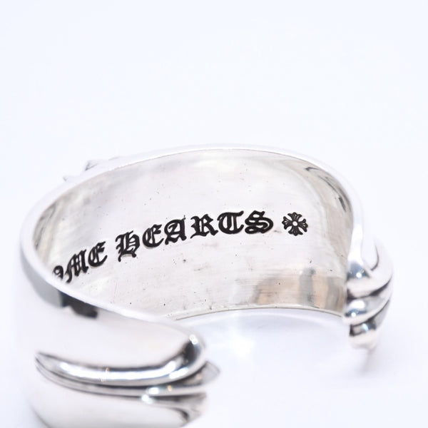 Very good condition CHROME HEARTS BANGLE WIDE CUFF CH PLUS CH plus wide cuff bangle Weight approx. 138.90g Silver 925 Used 4a004518