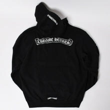 画像をギャラリービューアに読み込む, CHROME HEARTS クロムハーツ スクロールラベル プルオーバーパーカー フーディ オールドイングリッシュフォント CHロゴ ブラック XLサイズ 美品 中古 4a004547
