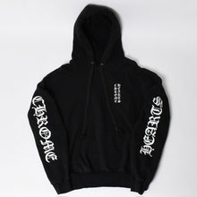 画像をギャラリービューアに読み込む, CHROME HEARTS クロムハーツ Vertical Logo Pullover Hoodie スウェットパーカー スクロールロゴ オールドイングリッシュフォント ブラック Mサイズ 美品 中古 4a004551