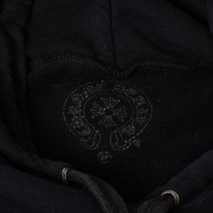 CHROME HEARTS クロムハーツ Vertical Logo Pullover Hoodie スウェットパーカー スクロールロゴ オールドイングリッシュフォント ブラック Mサイズ 美品 中古 4a004551