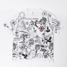 画像をギャラリービューアに読み込む, CHROME HEARTS クロムハーツ HALF SLEEVE T-SHIRT MULTI MOTIF ポケットTシャツ CHクロス セメタリークロス ホースシュー ダガー スター スクロールロゴ フォティ ホワイト XLサイズ 美品 中古 4a004550