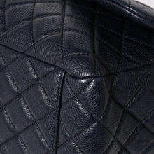 画像をギャラリービューアに読み込む, 新品同様 CHANEL シャネル ジャンボ マトラッセ XL ショルダーバッグ ネイビー 30番台 チェーンショルダー デカマト 中古 4a004770