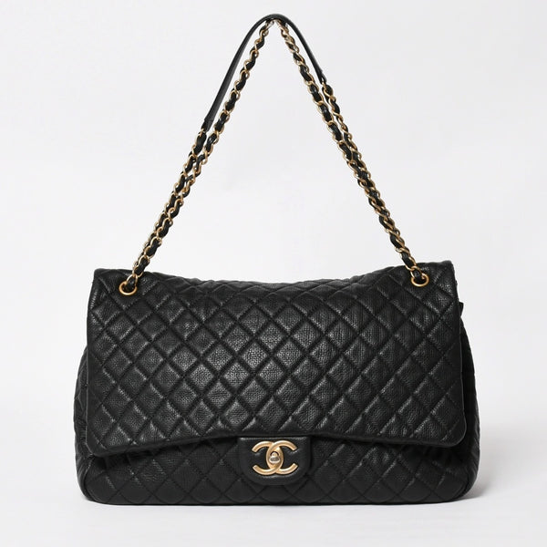 Like new CHANEL Jumbo Matelasse XXL Shoulder Bag Black 24th Series Chain Shoulder Dekamato Used 4a004761