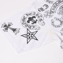 画像をギャラリービューアに読み込む, CHROME HEARTS クロムハーツ HALF SLEEVE T-SHIRT MULTI MOTIF ポケットTシャツ CHクロス セメタリークロス ホースシュー ダガー スター スクロールロゴ フォティ ホワイト XLサイズ 美品 中古 4a004550