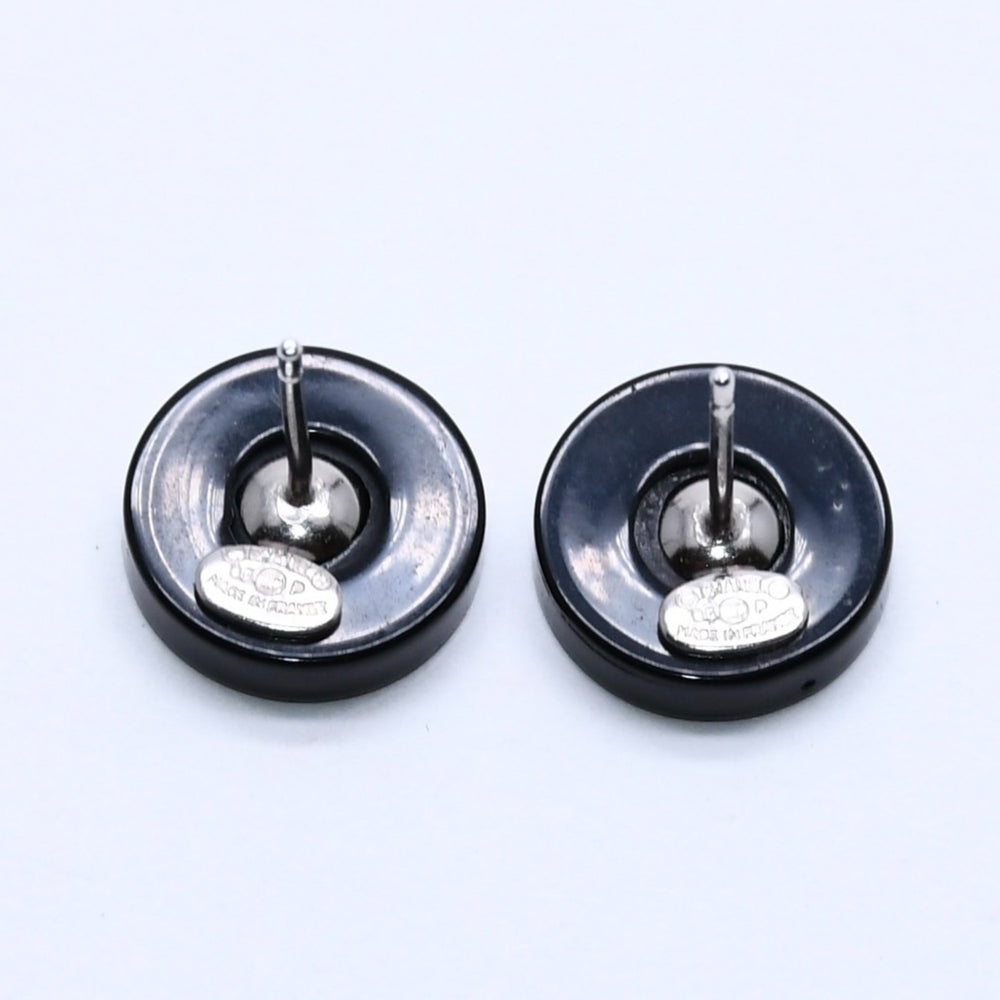 Very good condition CHANEL earrings here mark button black 05P stamp weight approx. 1.14g used 4a004568