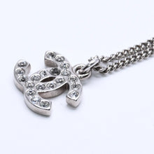 Load image into Gallery viewer, CHANEL シャネル ネックレス Coco Mark ココマーク シルバー ラインストーン 09V刻印 重量約5.63g 美品 中古 4a004554