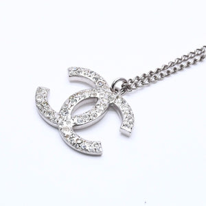 CHANEL シャネル ネックレス ココマーク シルバー ラインストーン 05A刻印 重量約7.91g 美品 中古 4a004559