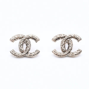 CHANEL Chanel Earrings Coco Mark Chain Motif Gold 10A Engraved Weight Approx. 6.79g Good Condition Used 4a004572